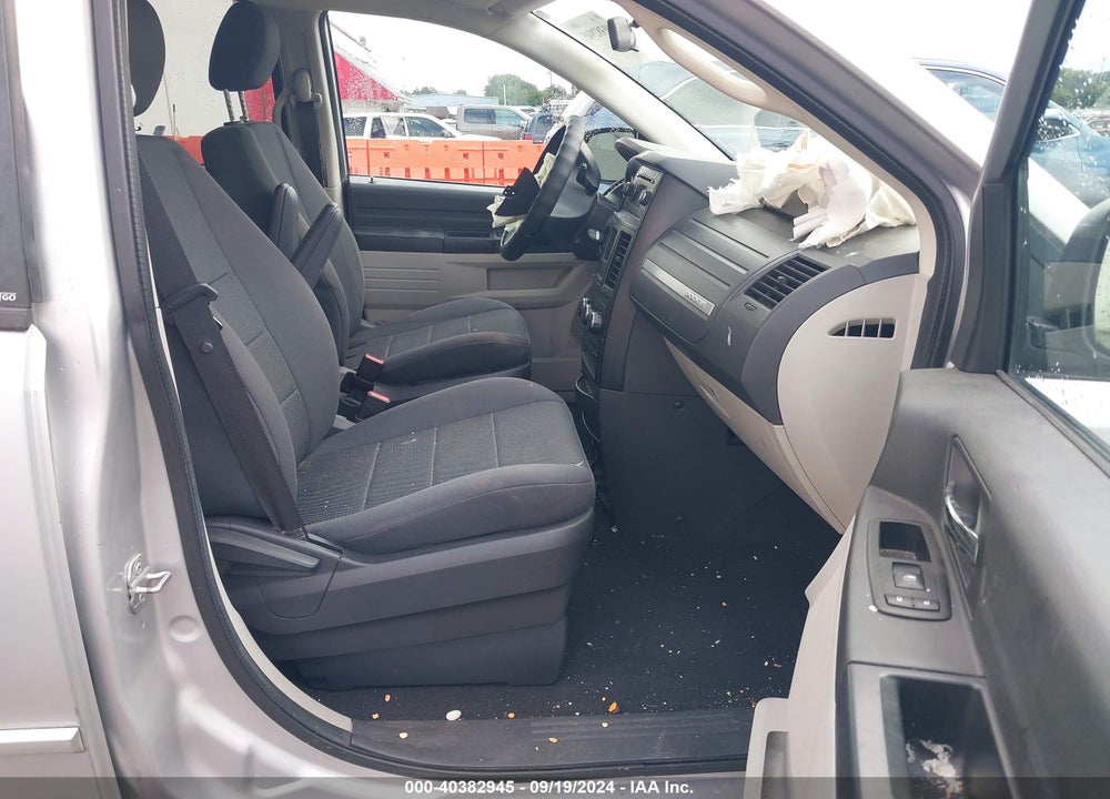 2009 DODGE GRAND CARAVAN SE VIN: 2D8HN44E19R557750