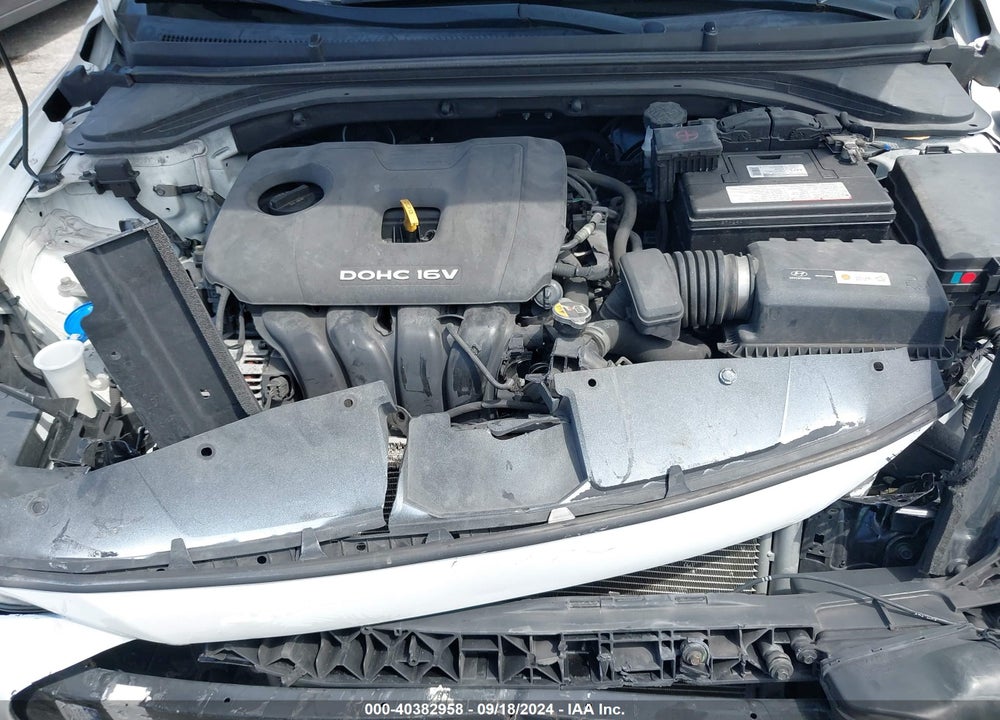 2018 HYUNDAI ELANTRA SEL VIN: 5NPD84LF0JH237786