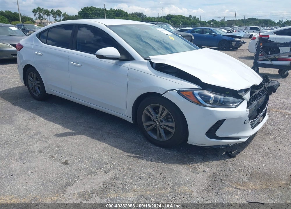 2018 HYUNDAI ELANTRA SEL VIN: 5NPD84LF0JH237786