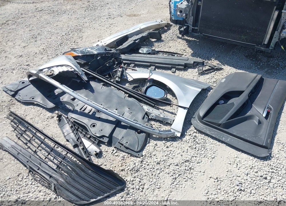 2019 TOYOTA CAMRY LE VIN: 4T1B11HK7KU762010