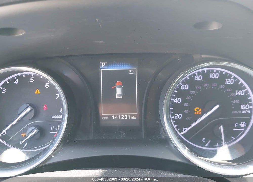 2019 TOYOTA CAMRY LE VIN: 4T1B11HK7KU762010