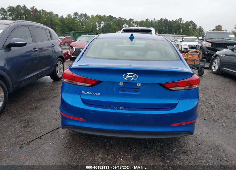 2018 HYUNDAI ELANTRA SEL VIN: 5NPD84LF8JH373969
