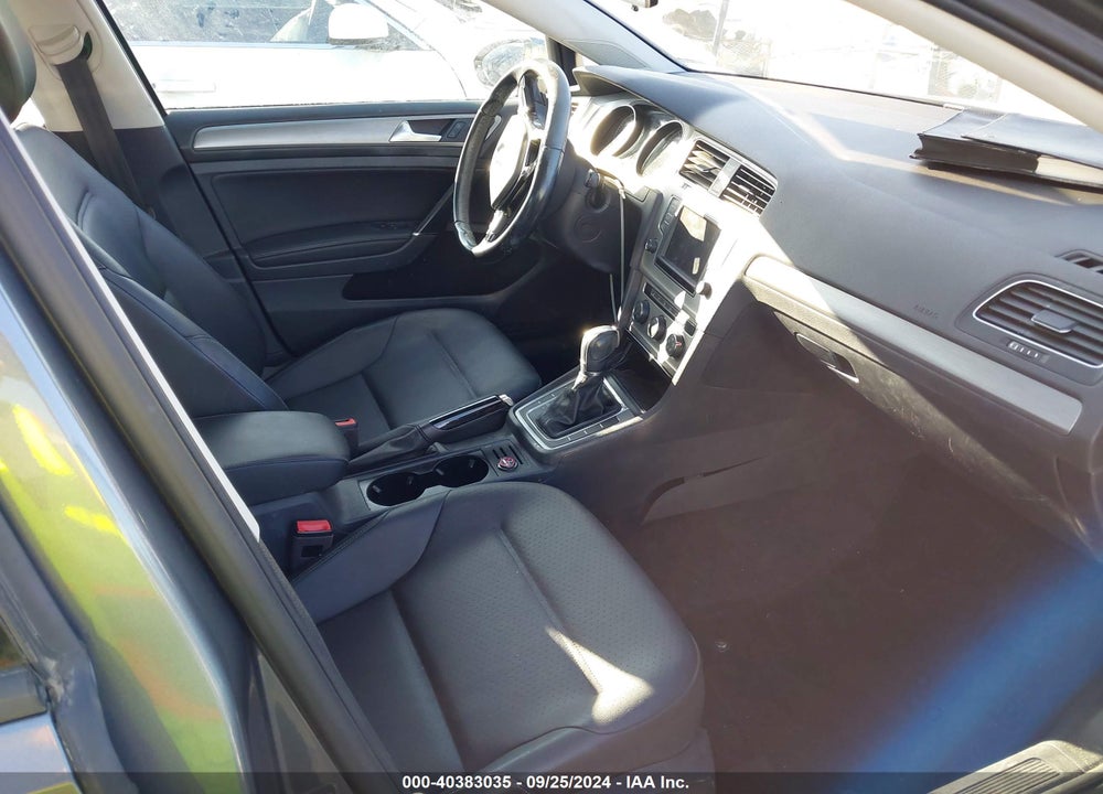 2017 VOLKSWAGEN GOLF TSI S 4-DOOR/TSI SE 4-DOOR/TSI SEL 4-DOOR/TSI WOLFSBURG EDITION 4-DOOR VIN: 3VW217AU4HM025294