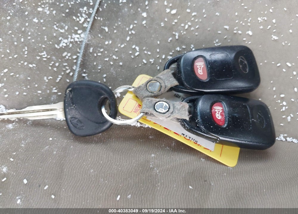2010 HYUNDAI ELANTRA GLS VIN: KMHDU4ADXAU143039