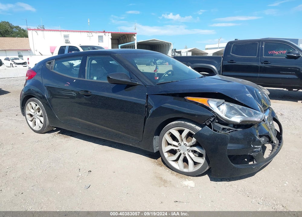 2013 HYUNDAI VELOSTER BASE W/GRAY VIN: KMHTC6AD8DU139604