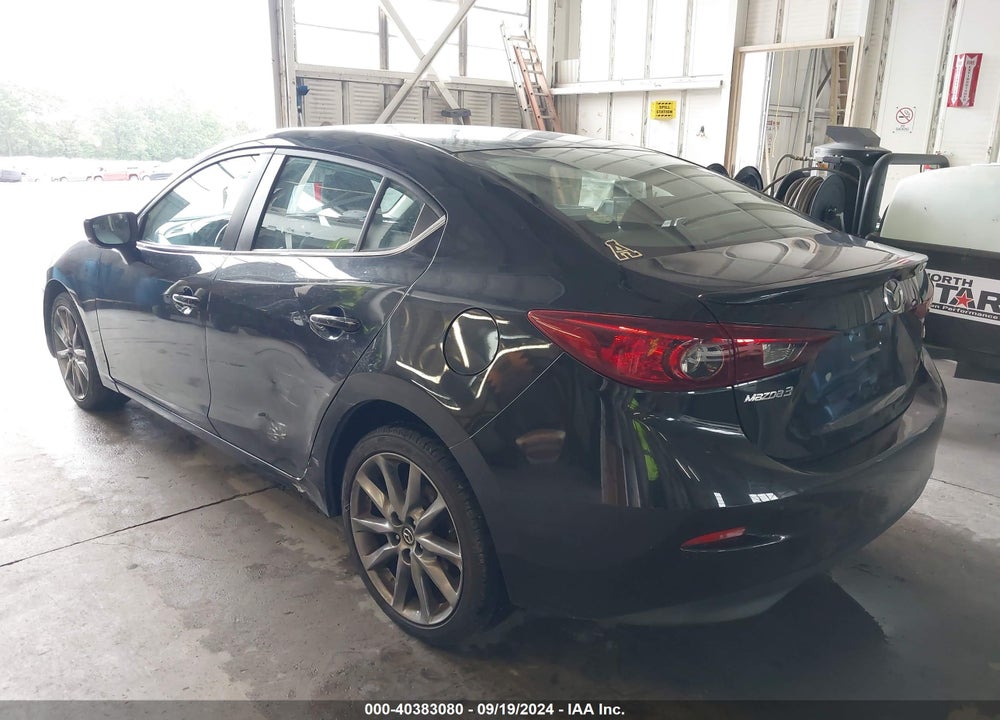 2018 MAZDA 3 TOURING VIN: 3MZBN1V37JM255243