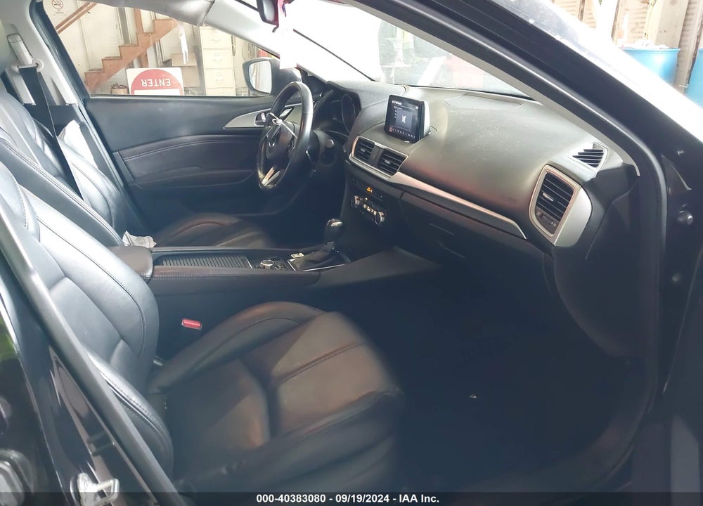 2018 MAZDA 3 TOURING VIN: 3MZBN1V37JM255243