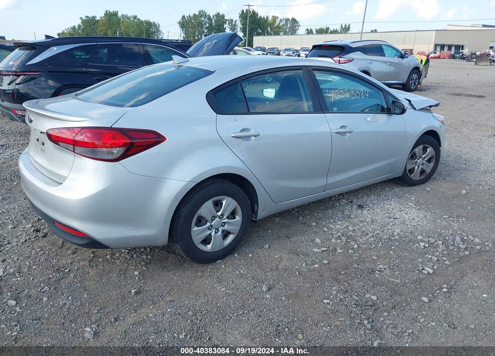 2018 KIA FORTE LX VIN: 3KPFK4A7XJE222898