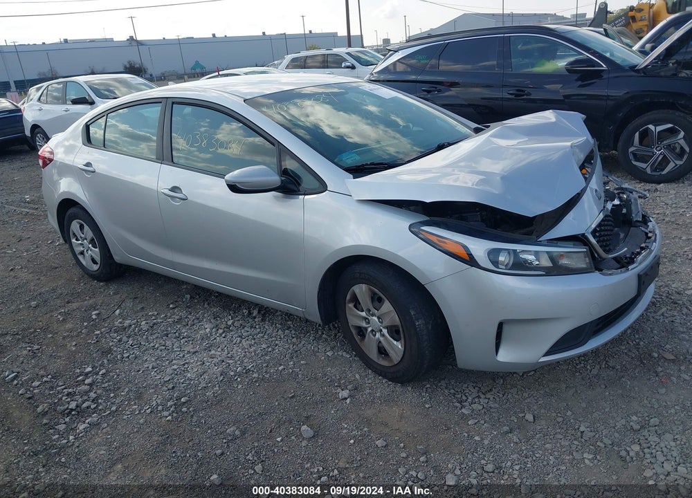 2018 KIA FORTE LX VIN: 3KPFK4A7XJE222898
