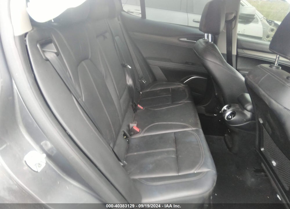 2019 ALFA ROMEO STELVIO TI AWD VIN: ZASPAKBN8K7C45260