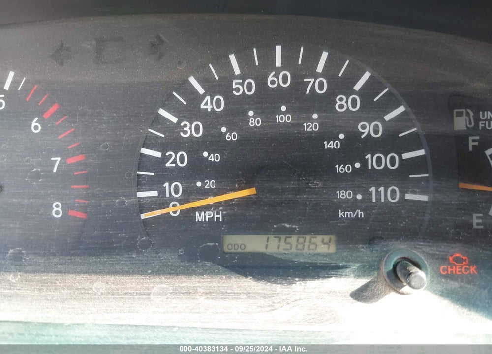 1998 TOYOTA TACOMA VIN: 4TAWM72N0WZ118680