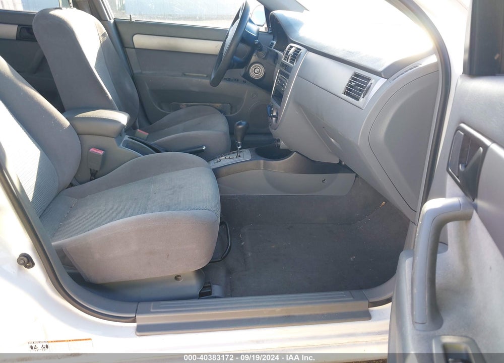 2007 SUZUKI FORENZA CONVENIENCE VIN: KL5JD56Z27K504145