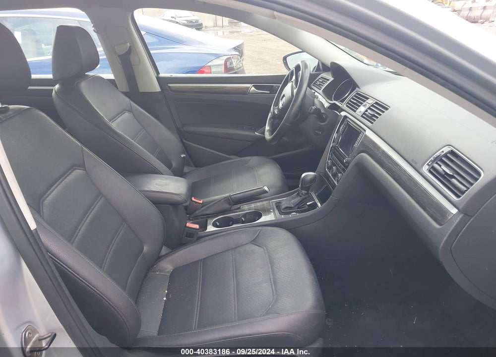 2016 VOLKSWAGEN PASSAT 1.8T SE VIN: 1VWBT7A33GC052746