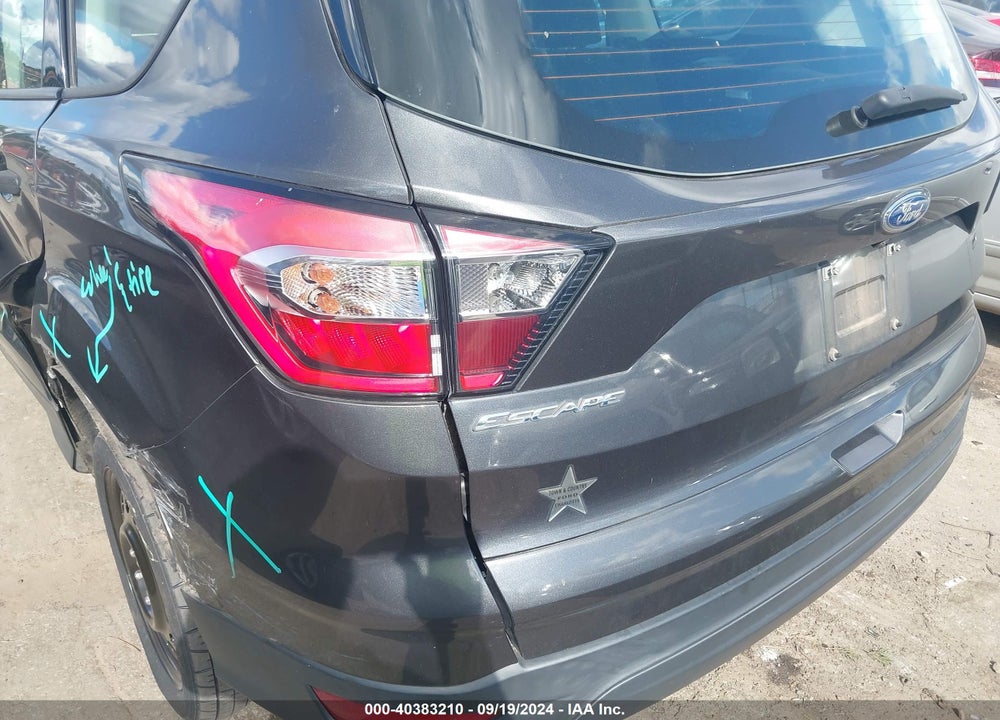 2018 FORD ESCAPE S VIN: 1FMCU0F79JUD40937