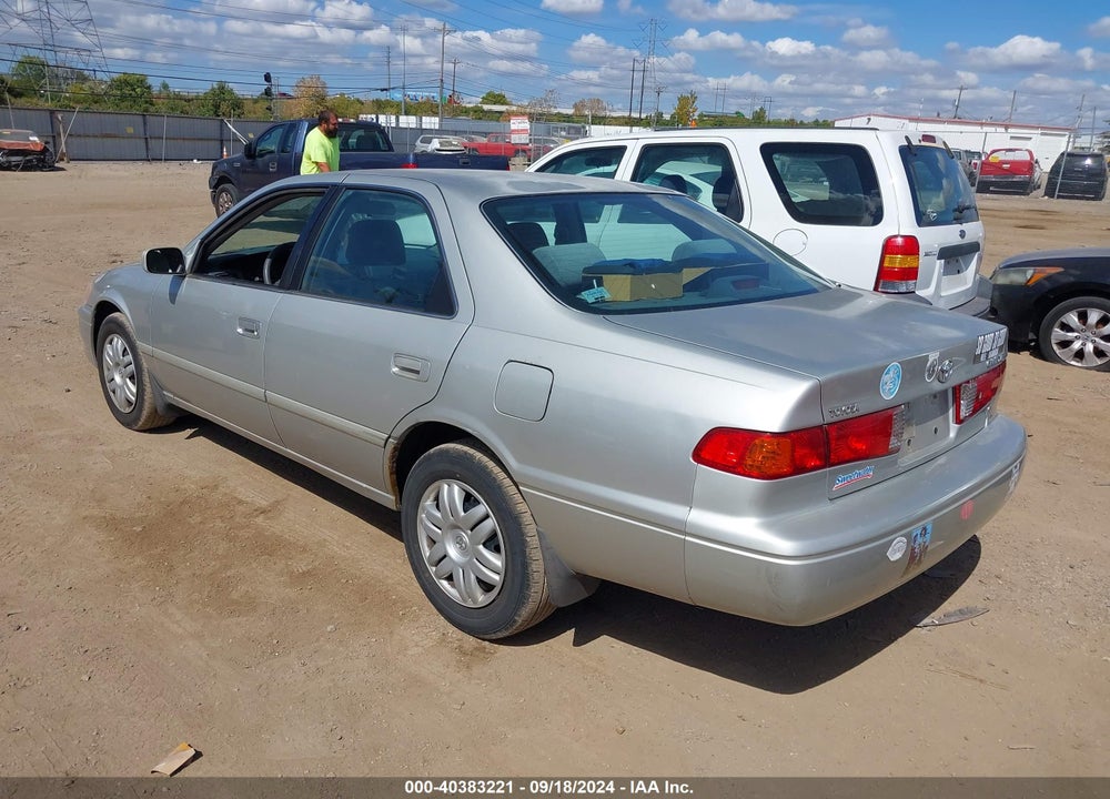 2000 TOYOTA CAMRY LE V6 VIN: 4T1BF22K9YU112331