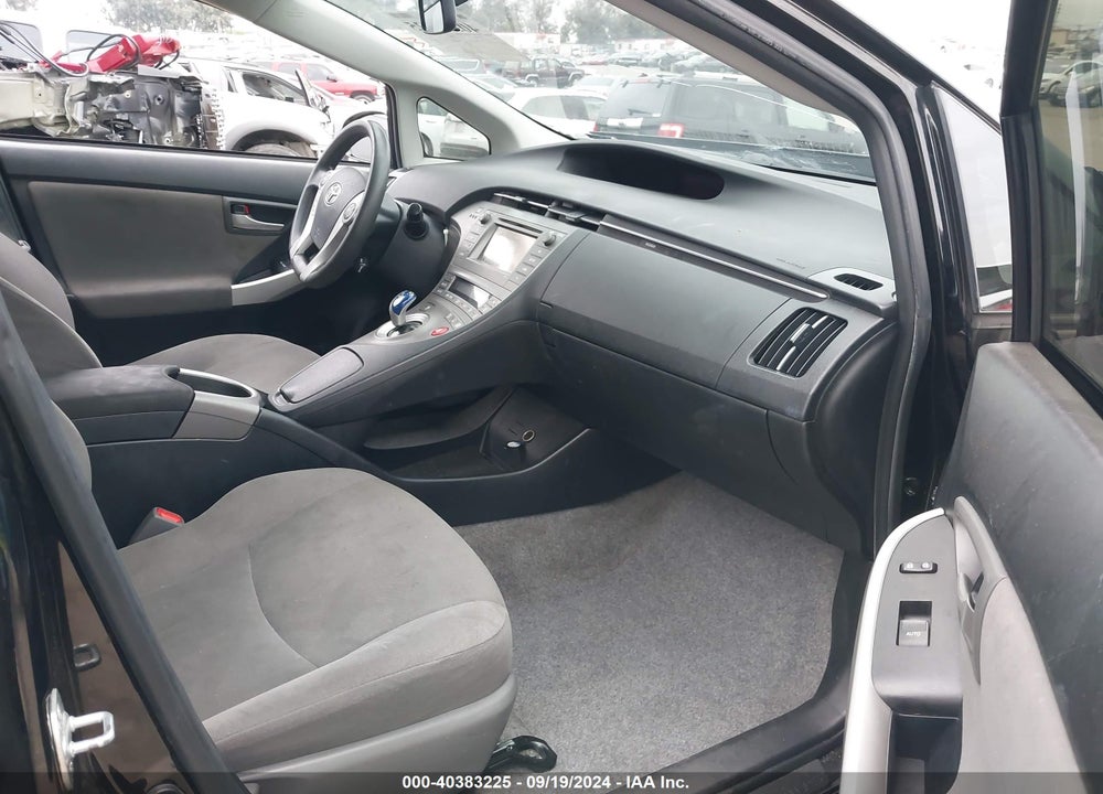 2015 TOYOTA PRIUS TWO VIN: JTDKN3DU0F1968790