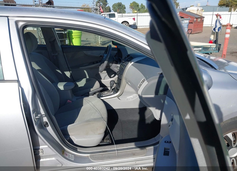 2010 TOYOTA COROLLA LE VIN: 1NXBU4EE9AZ169139
