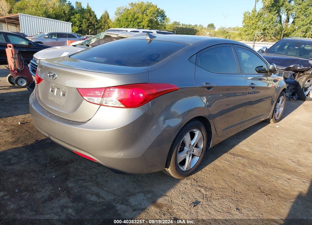 2013 HYUNDAI ELANTRA GLS VIN: 5NPDH4AE1DH272139
