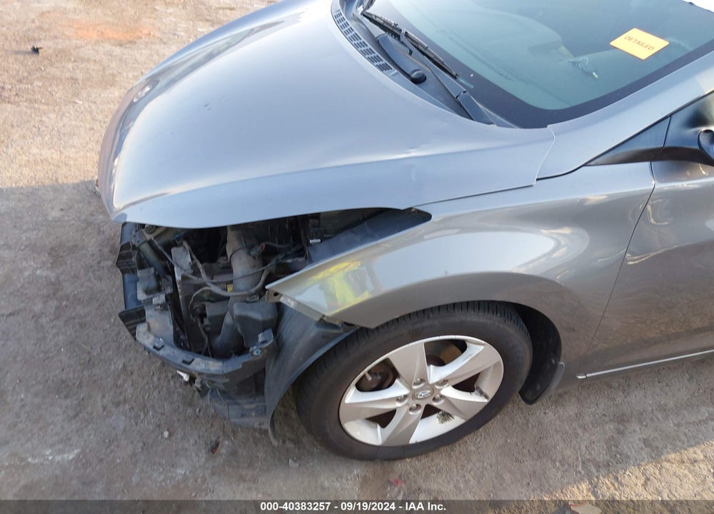 2013 HYUNDAI ELANTRA GLS VIN: 5NPDH4AE1DH272139