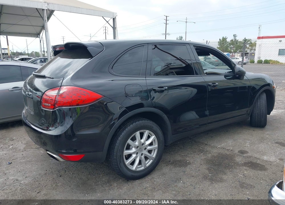 2012 PORSCHE CAYENNE VIN: WP1AA2A20CLA05021