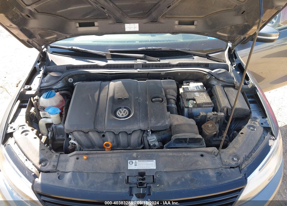 2011 VOLKSWAGEN JETTA 2.5L SE VIN: 3VWDX7AJXBM368163