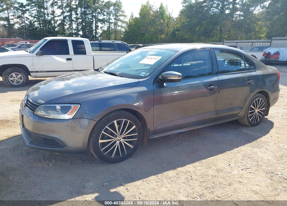 2011 VOLKSWAGEN JETTA 2.5L SE VIN: 3VWDX7AJXBM368163