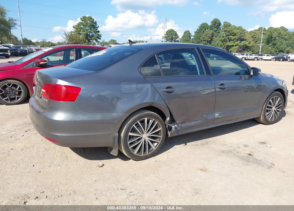 2011 VOLKSWAGEN JETTA 2.5L SE VIN: 3VWDX7AJXBM368163