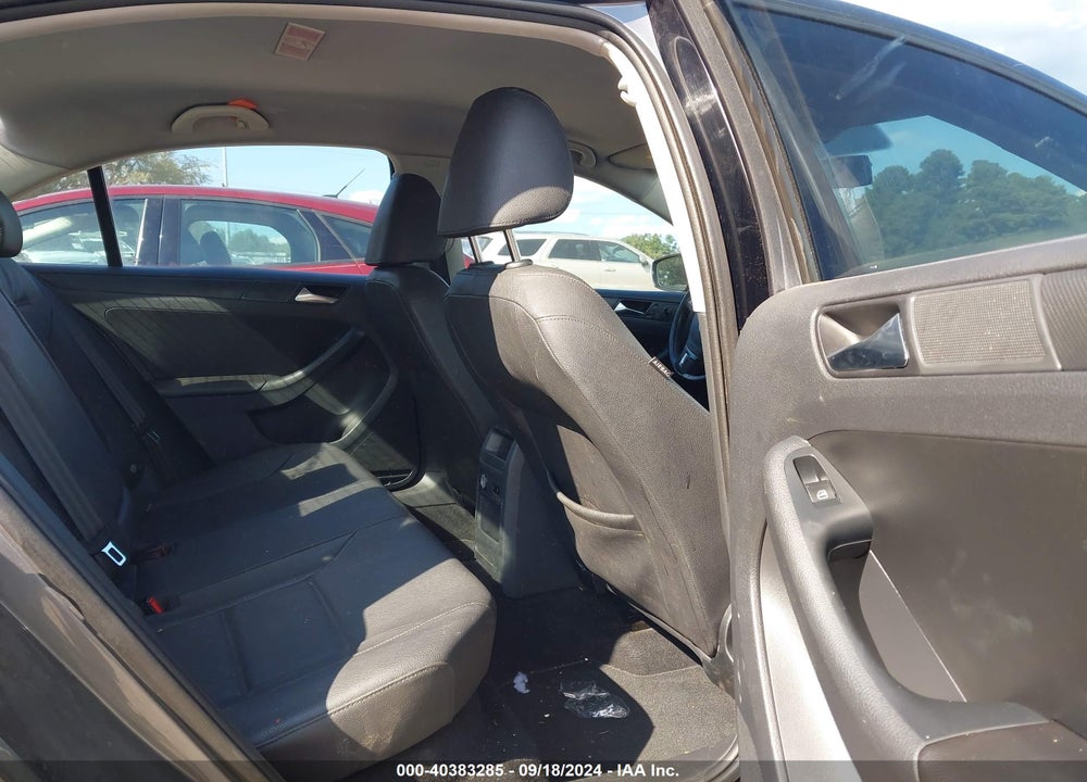 2011 VOLKSWAGEN JETTA 2.5L SE VIN: 3VWDX7AJXBM368163