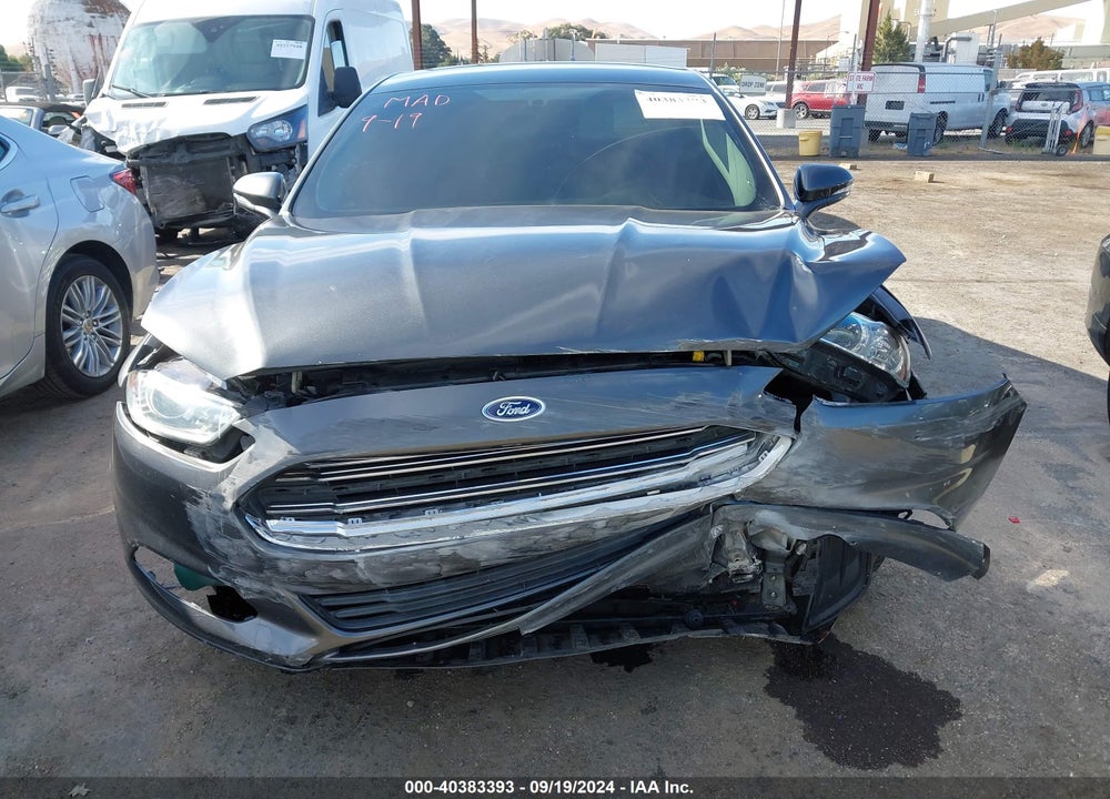 2015 FORD FUSION SE VIN: 3FA6P0H74FR195932