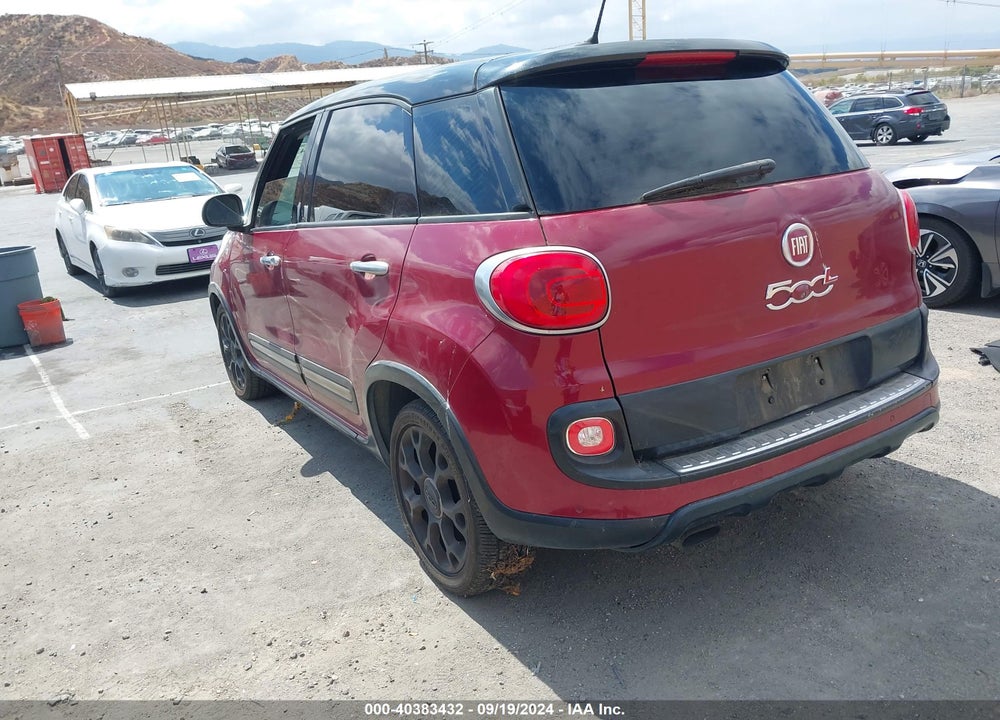 2015 FIAT 500L URBANA TREKKING VIN: ZFBCFADH9FZ031787