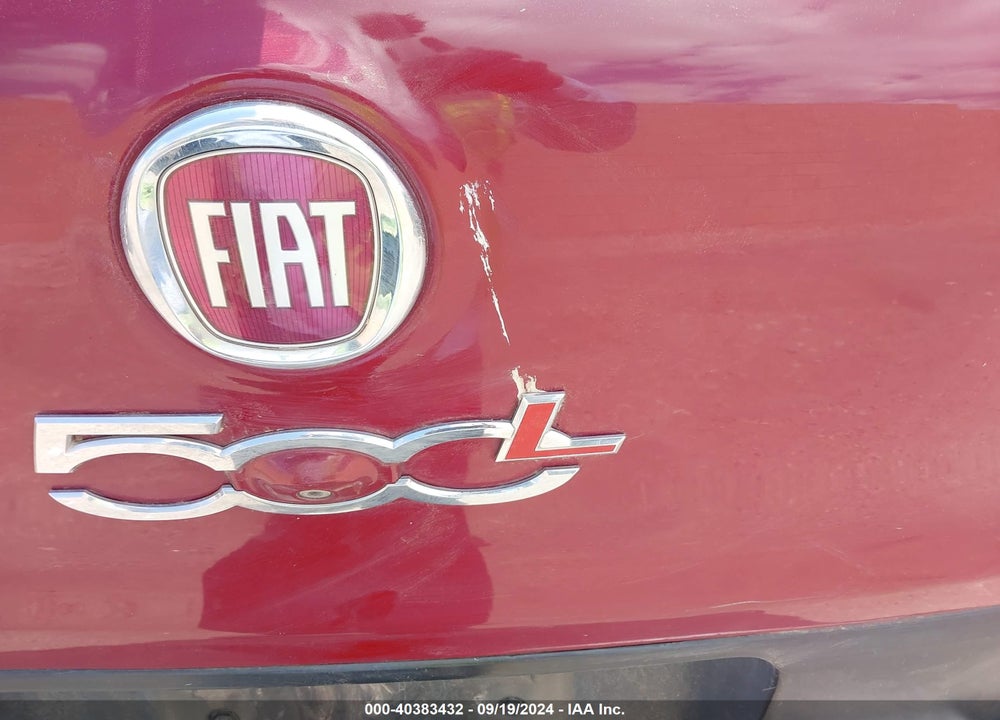 2015 FIAT 500L URBANA TREKKING VIN: ZFBCFADH9FZ031787