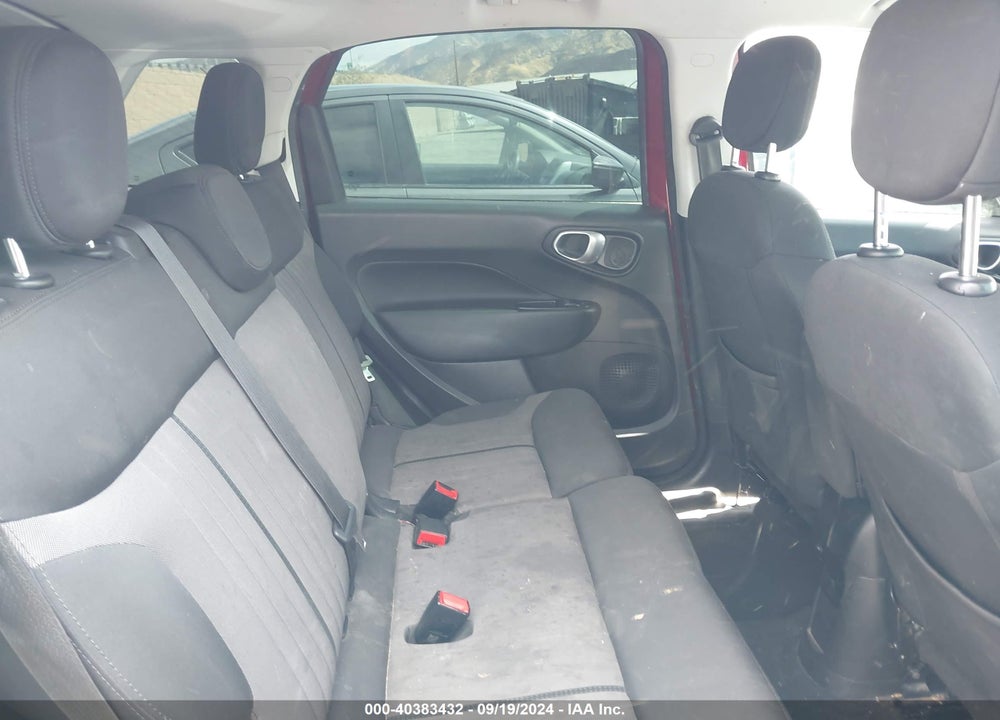 2015 FIAT 500L URBANA TREKKING VIN: ZFBCFADH9FZ031787