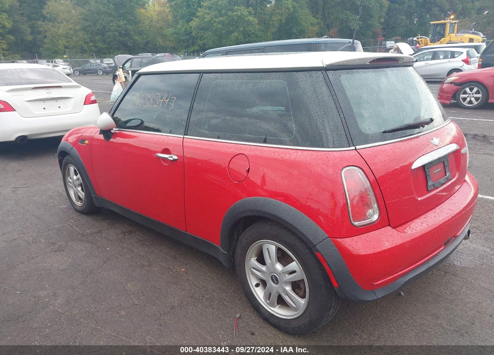 2006 MINI COOPER VIN: WMWRC33526TK17576