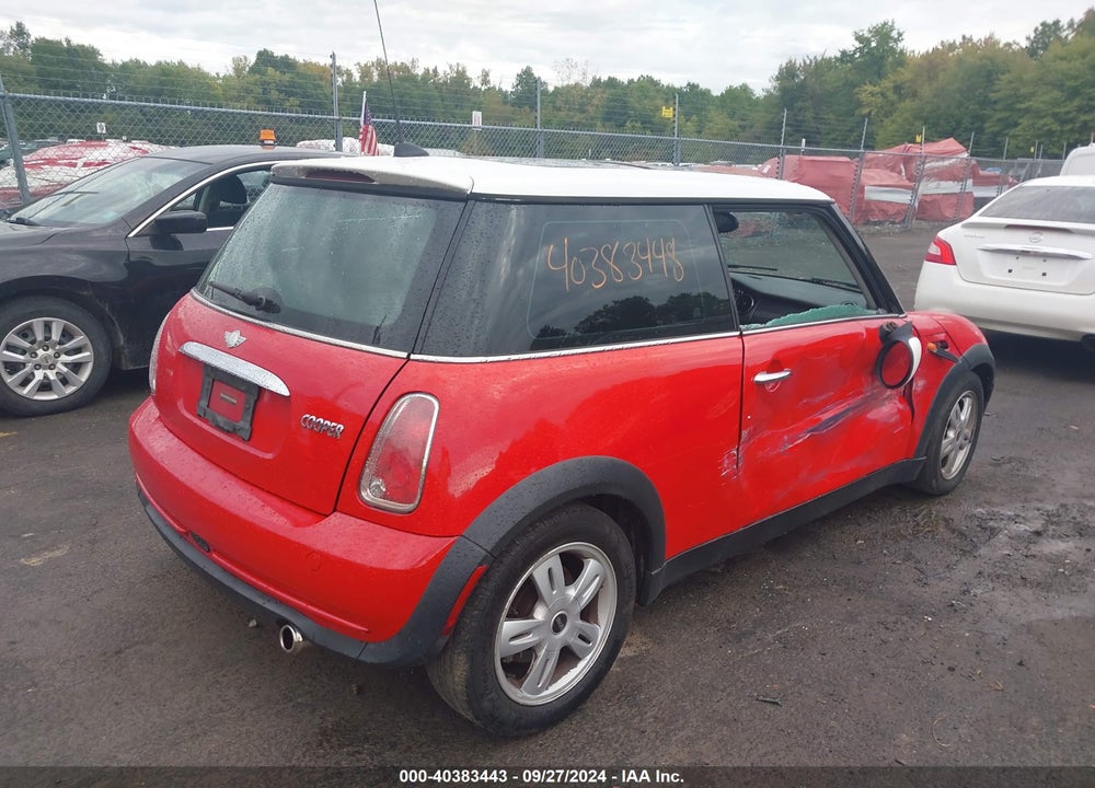 2006 MINI COOPER VIN: WMWRC33526TK17576