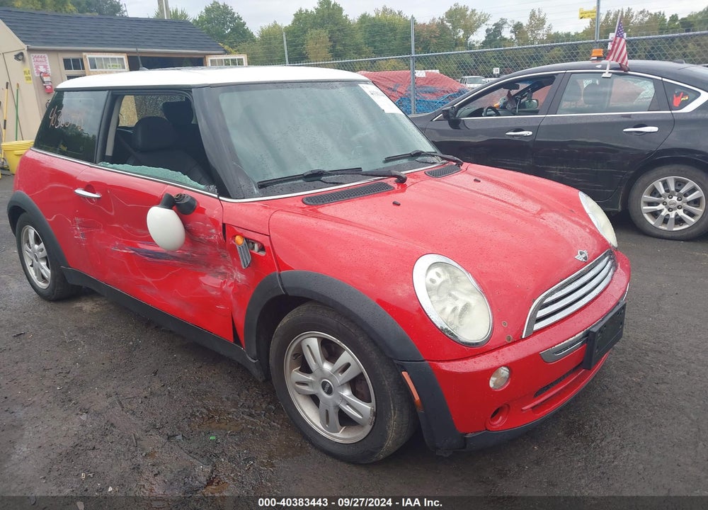 2006 MINI COOPER VIN: WMWRC33526TK17576