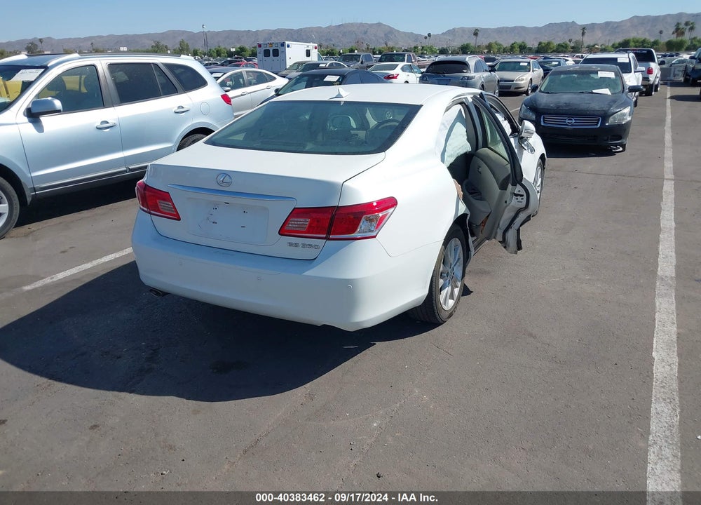 2011 LEXUS ES 350 VIN: JTHBK1EG3B2432148