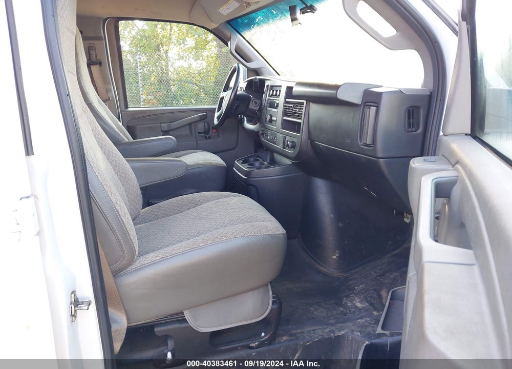 2022 CHEVROLET EXPRESS CARGO RWD 2500 EXTENDED WHEELBASE WT VIN: 1GCWGBF76N1213476