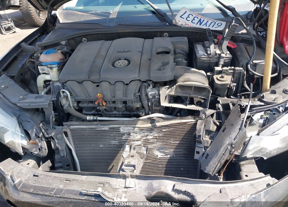 2012 VOLKSWAGEN PASSAT 2.5L SE VIN: 1VWBP7A33CC040837