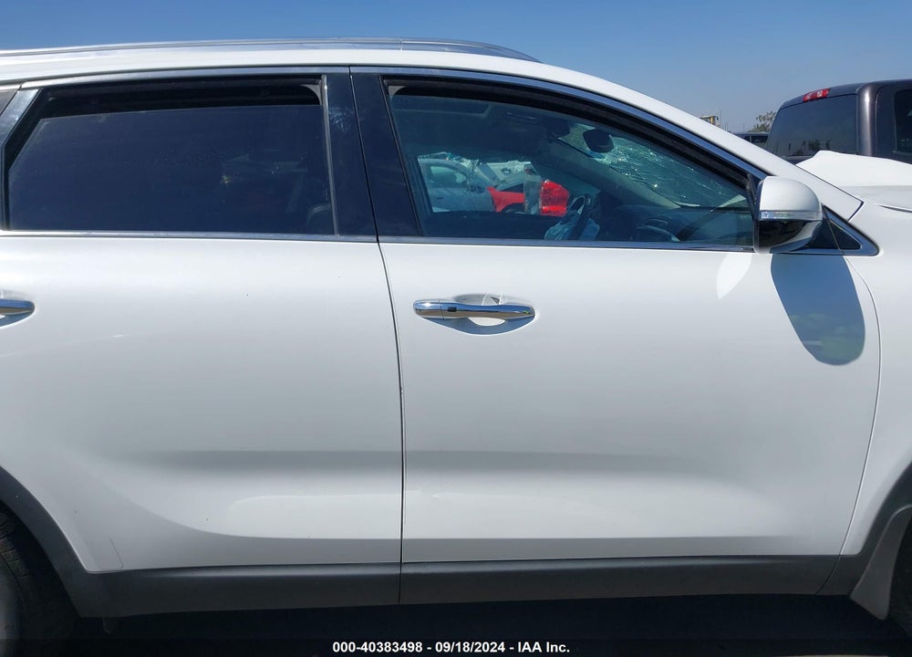 2018 KIA SORENTO 3.3L EX VIN: 5XYPH4A55JG367612