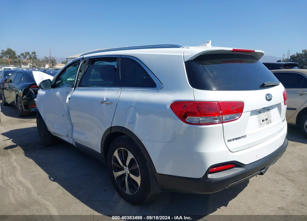 2018 KIA SORENTO 3.3L EX VIN: 5XYPH4A55JG367612