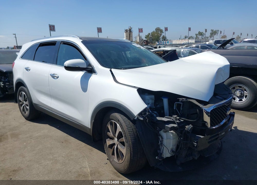 2018 KIA SORENTO 3.3L EX VIN: 5XYPH4A55JG367612