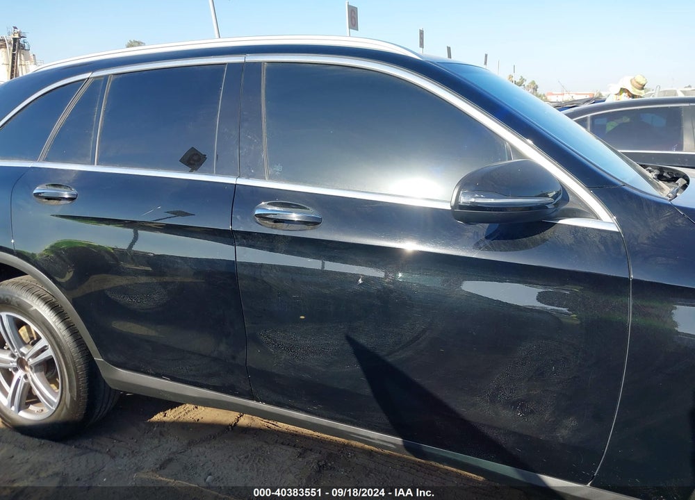 2021 MERCEDES-BENZ GLC 300 4MATIC SUV VIN: W1N0G8EB7MF897091