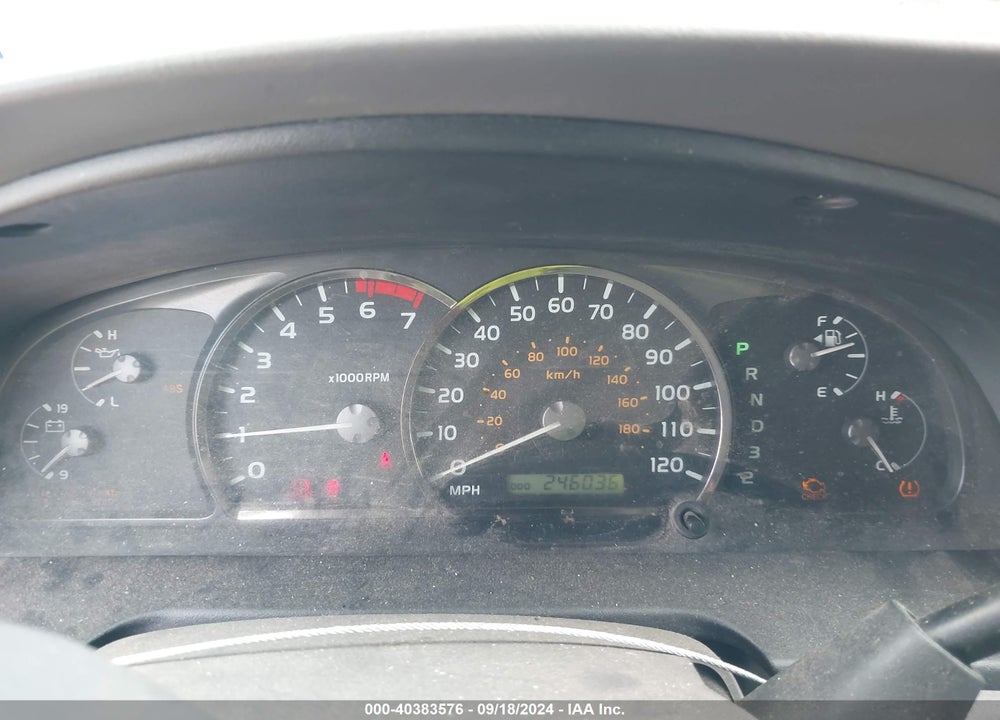 2005 TOYOTA SEQUOIA SR5 V8 VIN: 5TDZT34A25S247124