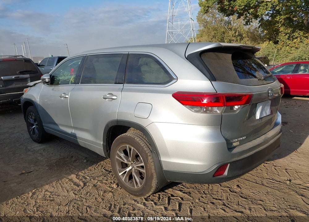 2017 TOYOTA HIGHLANDER LE VIN: 5TDBZRFHXHS475664