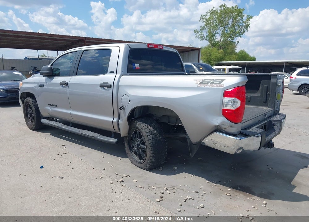 2017 TOYOTA TUNDRA SR5 5.7L V8 VIN: 5TFEW5F12HX219093