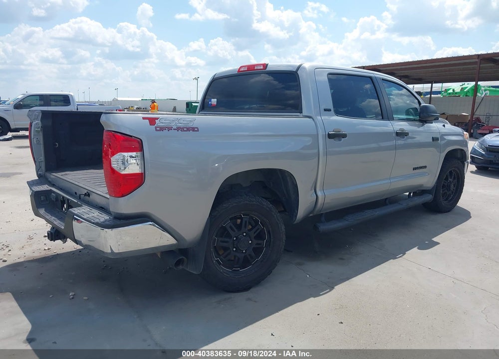 2017 TOYOTA TUNDRA SR5 5.7L V8 VIN: 5TFEW5F12HX219093