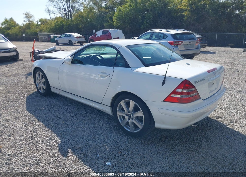 2001 MERCEDES-BENZ SLK 320 VIN: WDBKK65F91F207812