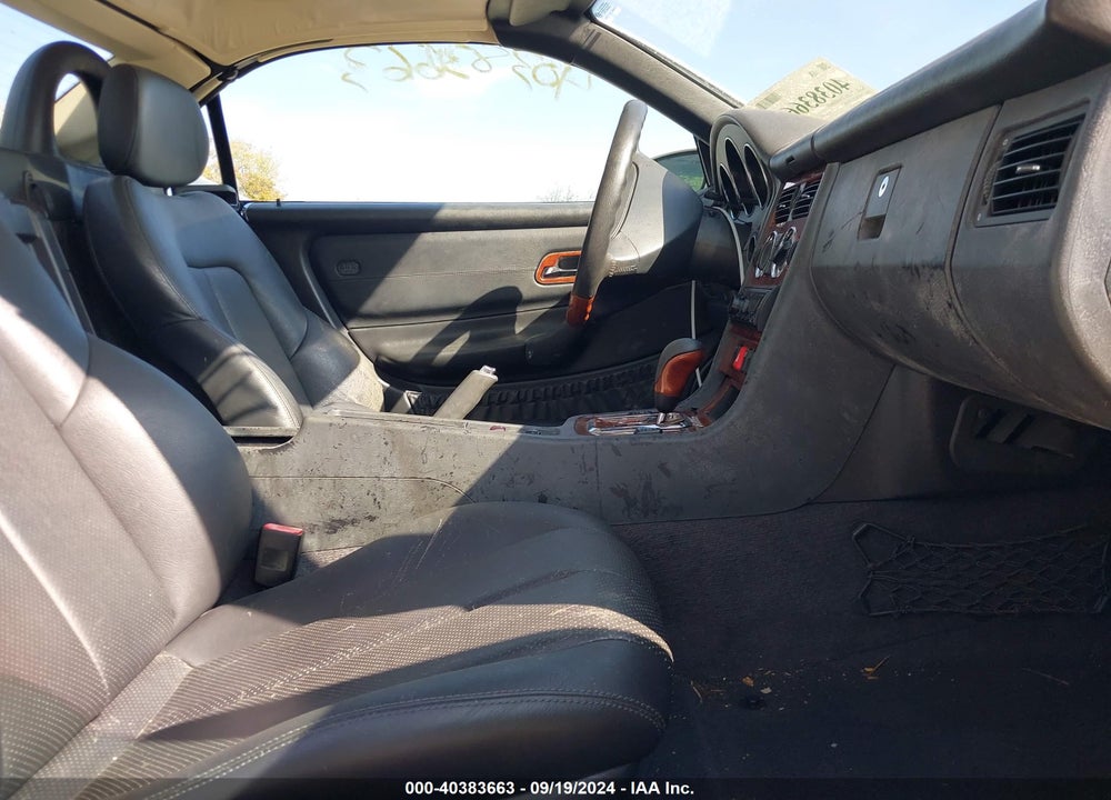2001 MERCEDES-BENZ SLK 320 VIN: WDBKK65F91F207812