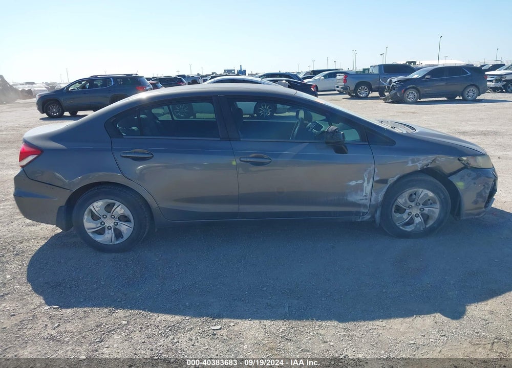 2013 HONDA CIVIC LX VIN: 2HGFB2F58DH515625