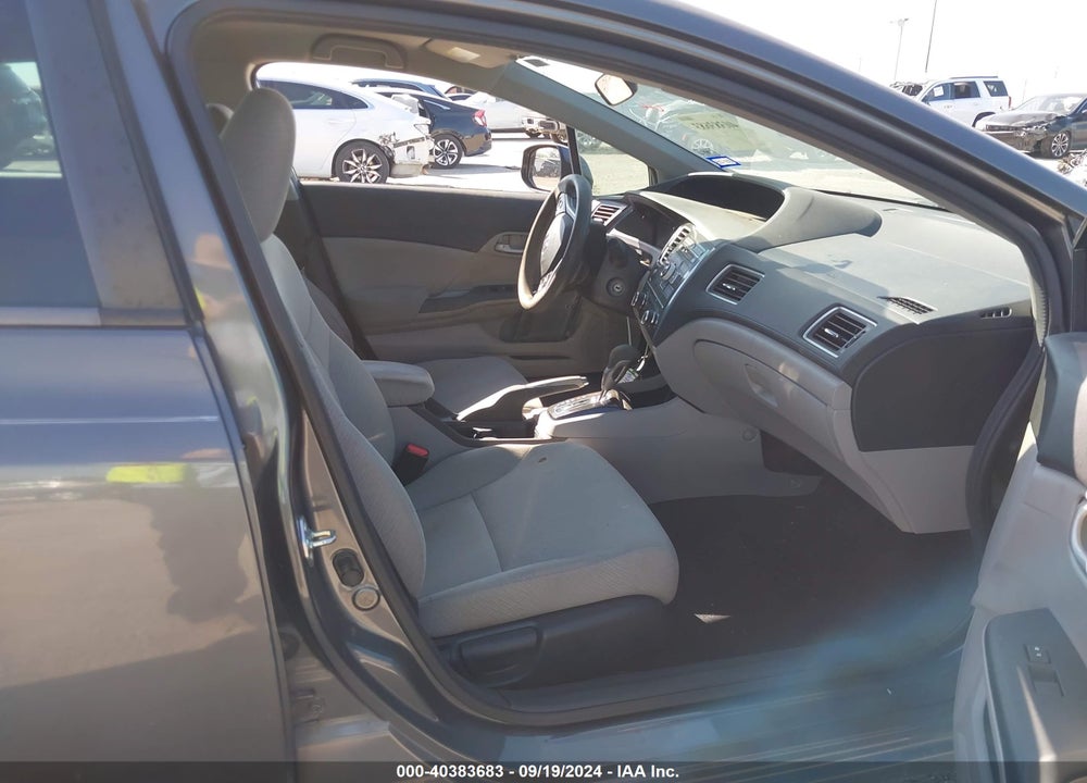 2013 HONDA CIVIC LX VIN: 2HGFB2F58DH515625
